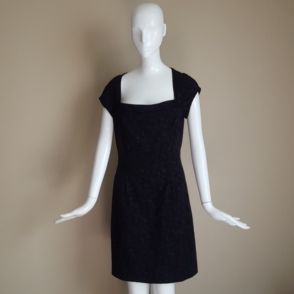 Rampage dress - Picture 2 of 2